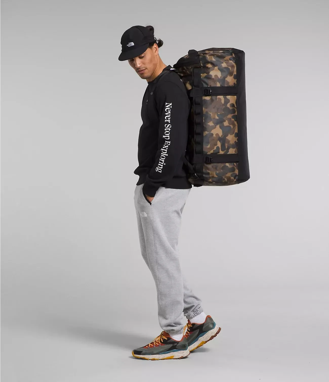 Base Camp Duffel-Large - Image 3