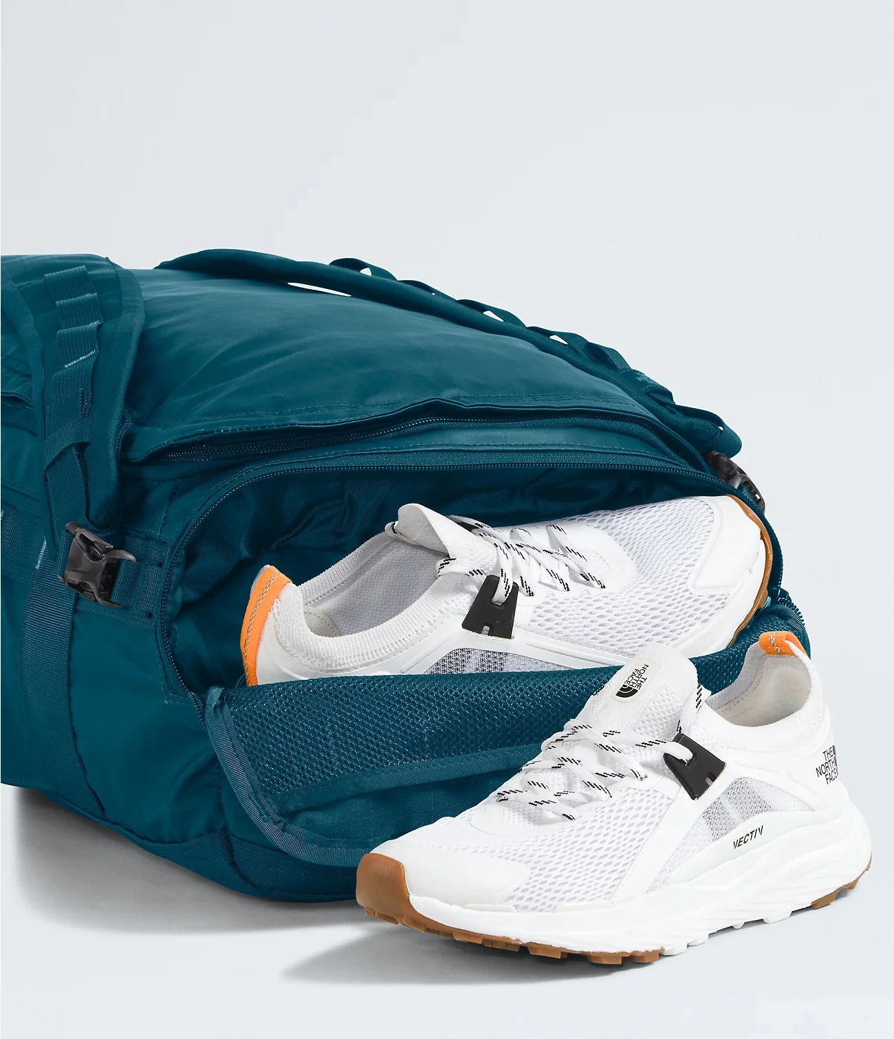 Base Camp Voyager Duffel-32L - Image 5