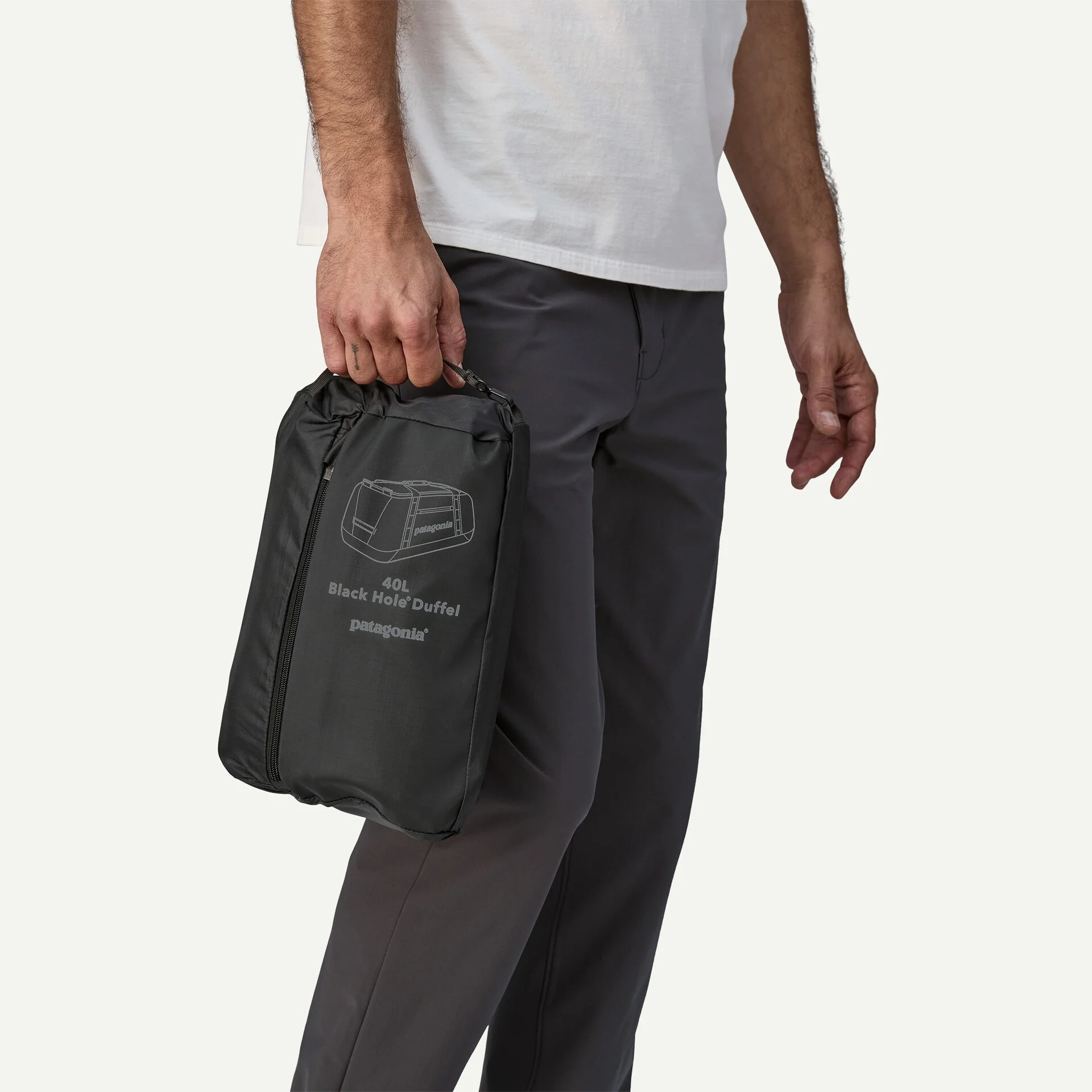 Black Hole Duffel 40L - Image 5