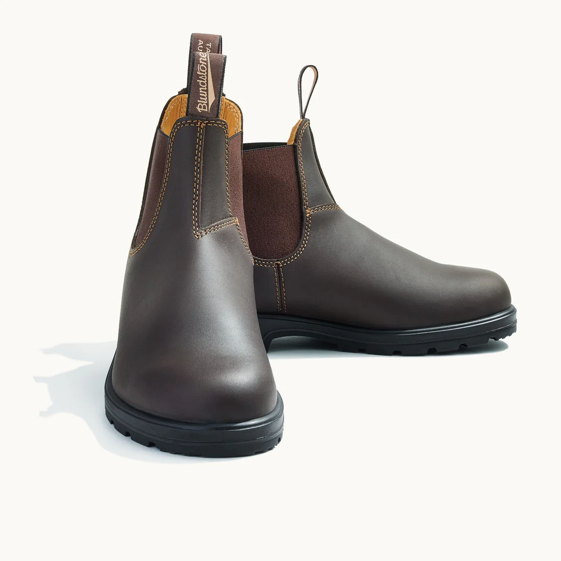 Classics Chelsea Boot #550 - Image 5