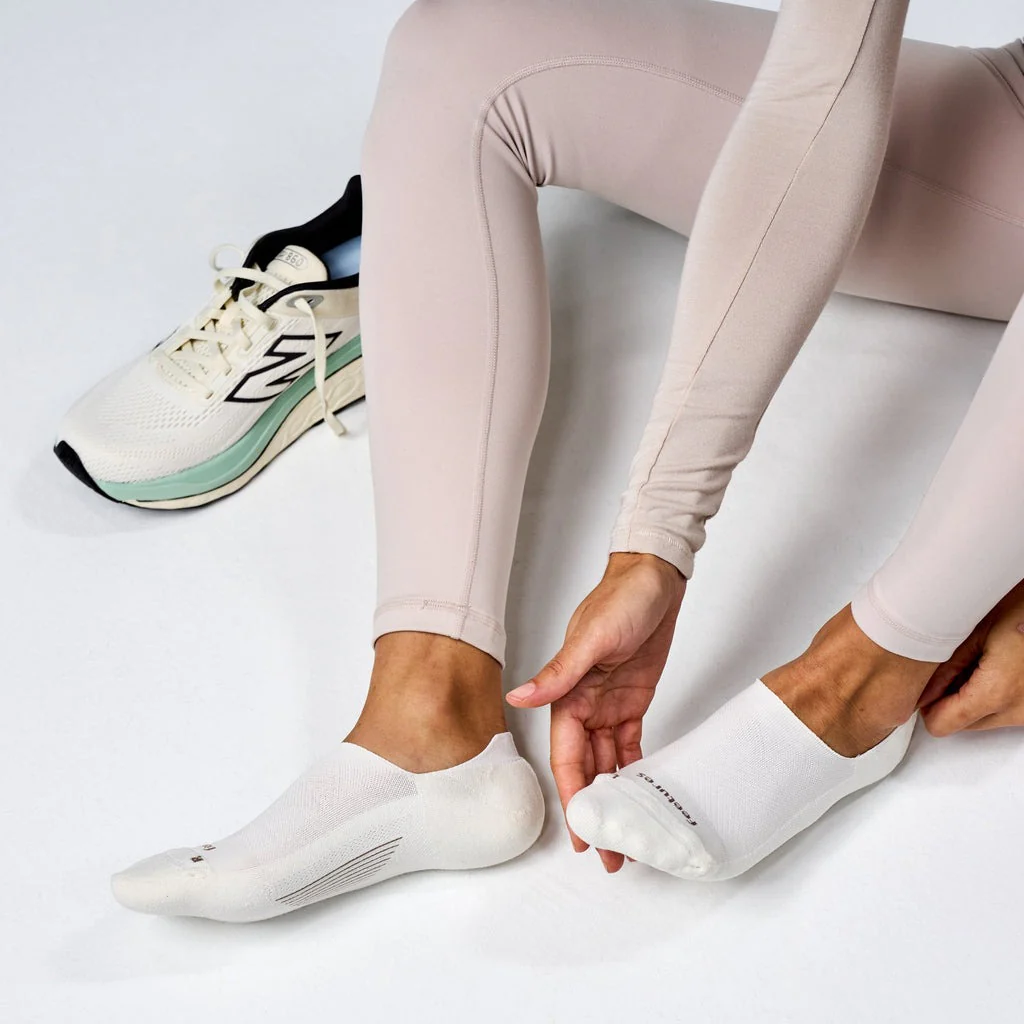 Elite Invisible Light Cushion Sock - Image 3
