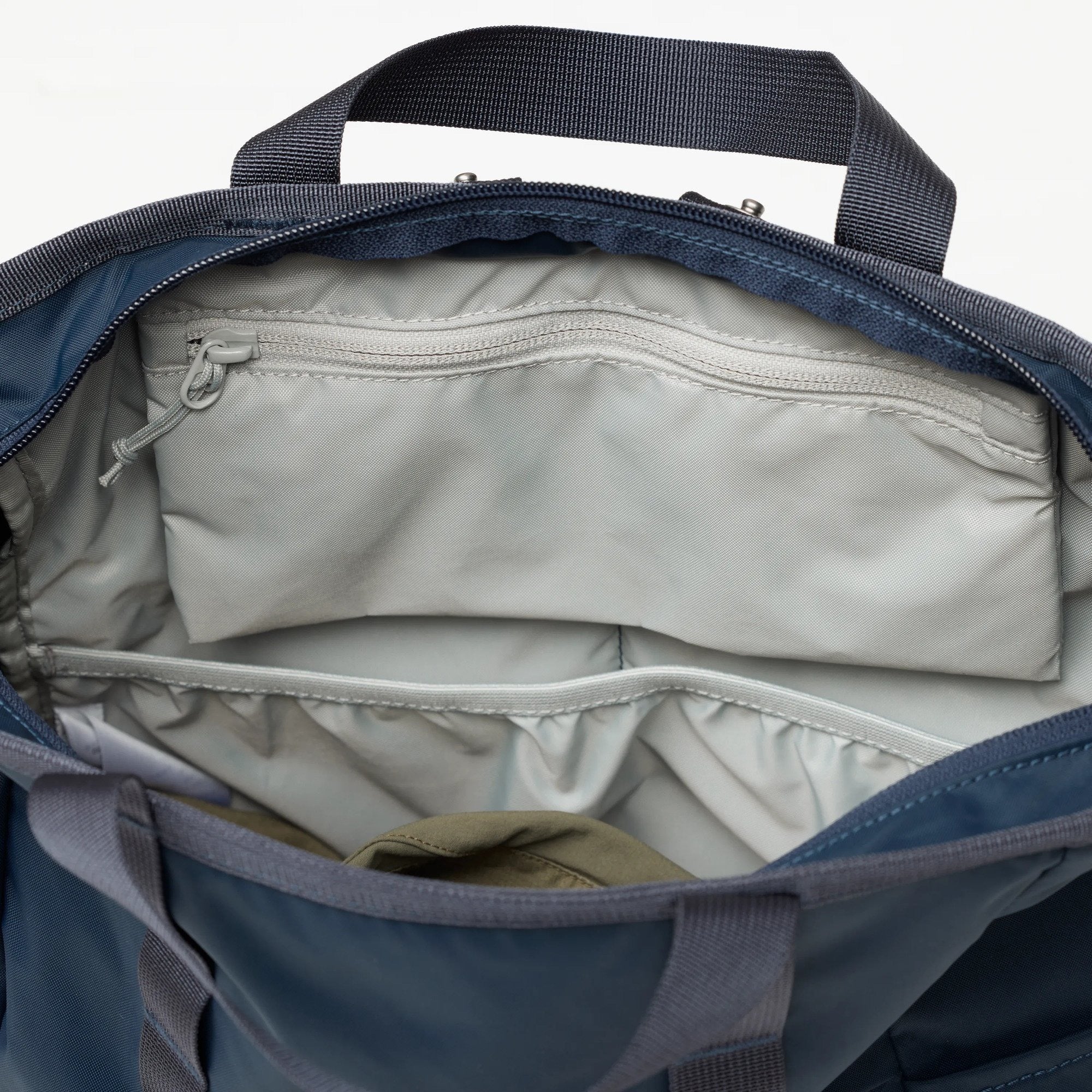 High Coast Totepack - Image 5