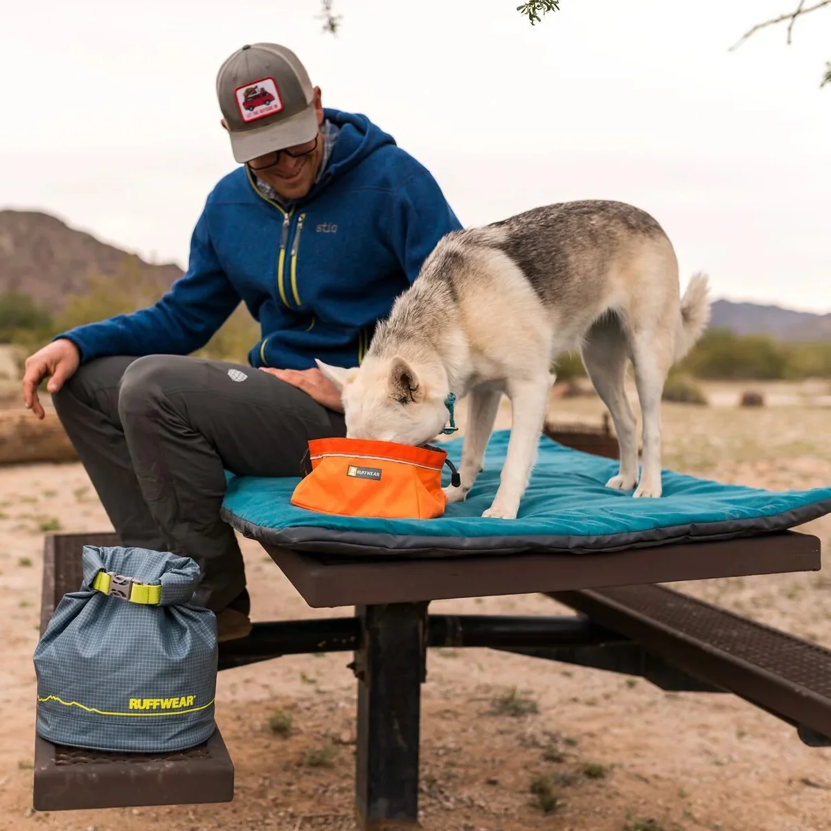 Kibble Kaddie Dog Food Travel Bag - Image 6