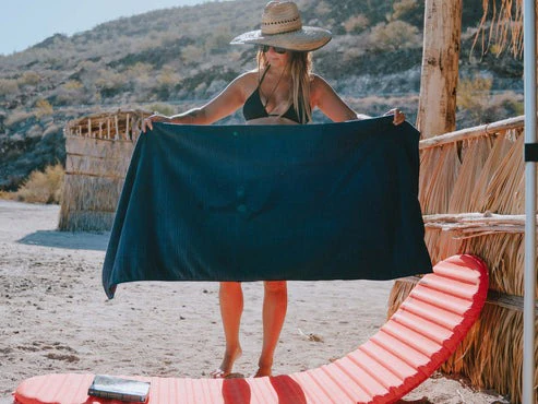 Luxe Beach Towel - Image 2