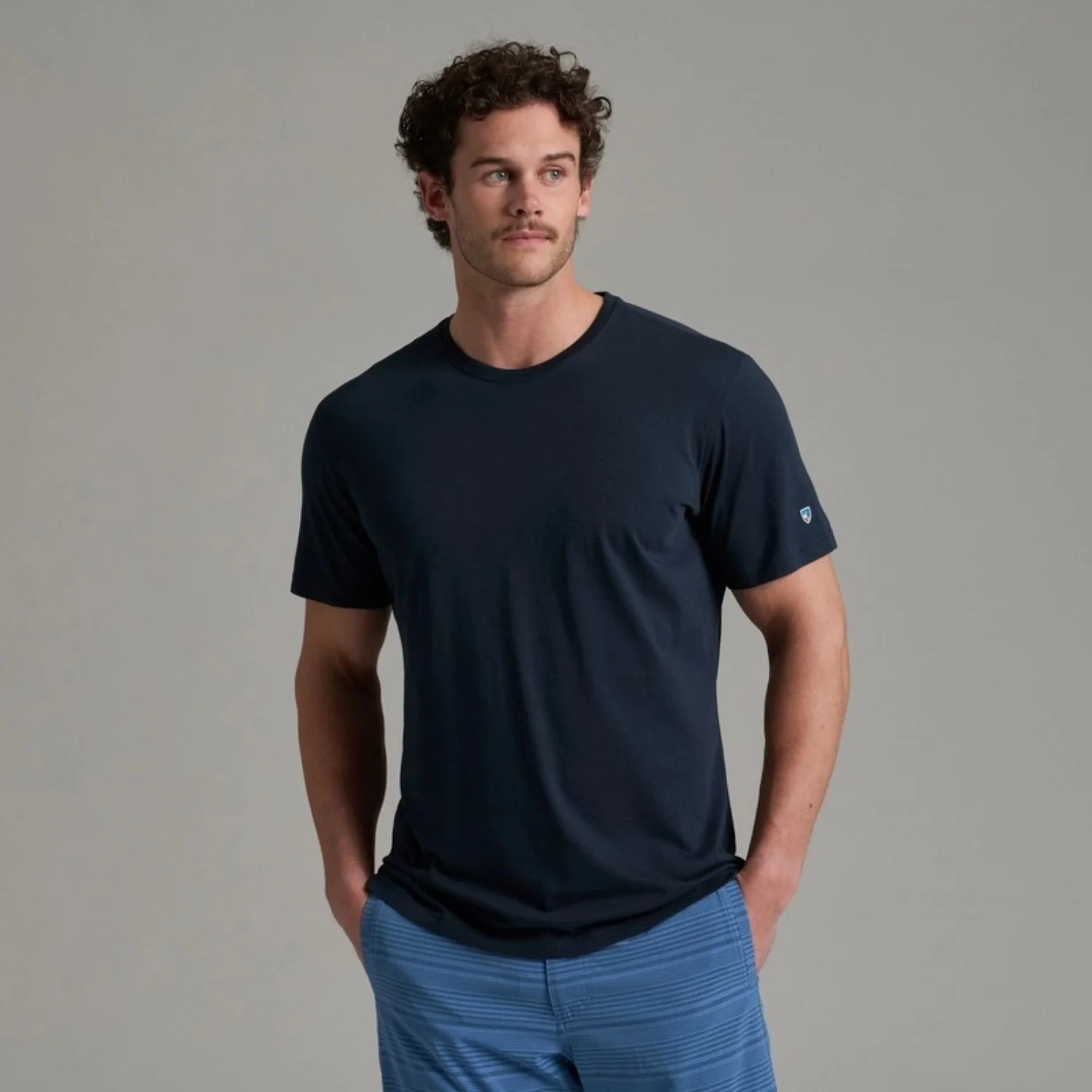 Men's De Fakto T