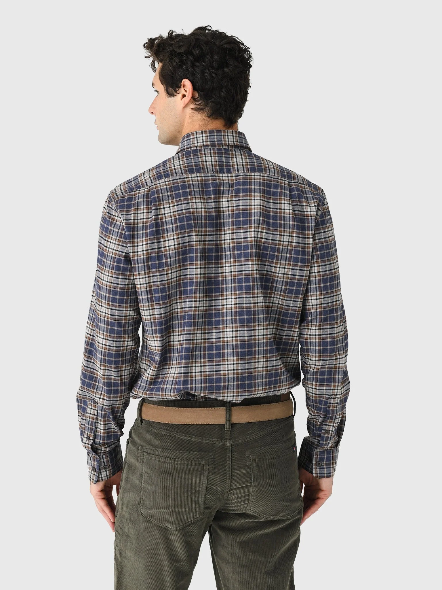Men's Kamper Performance Flannel Button-Down - Image 3