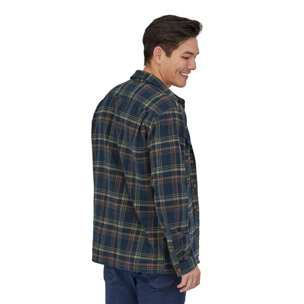 Men's Long-Sleeve Organic Cotton Midweight Fjord Flannel Shirt - Image 2