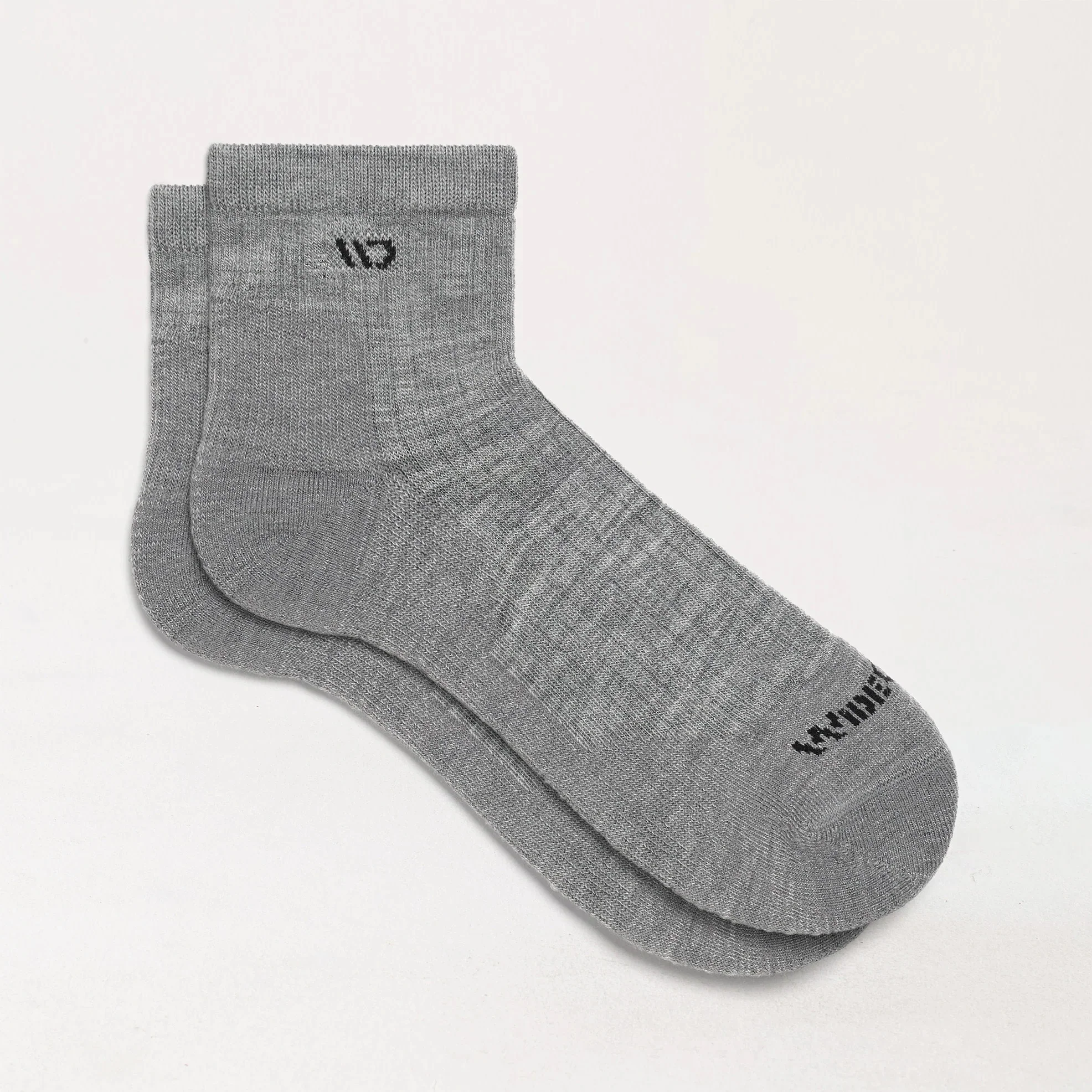 Men's Solid Midweight Cushioned Quarter Socks