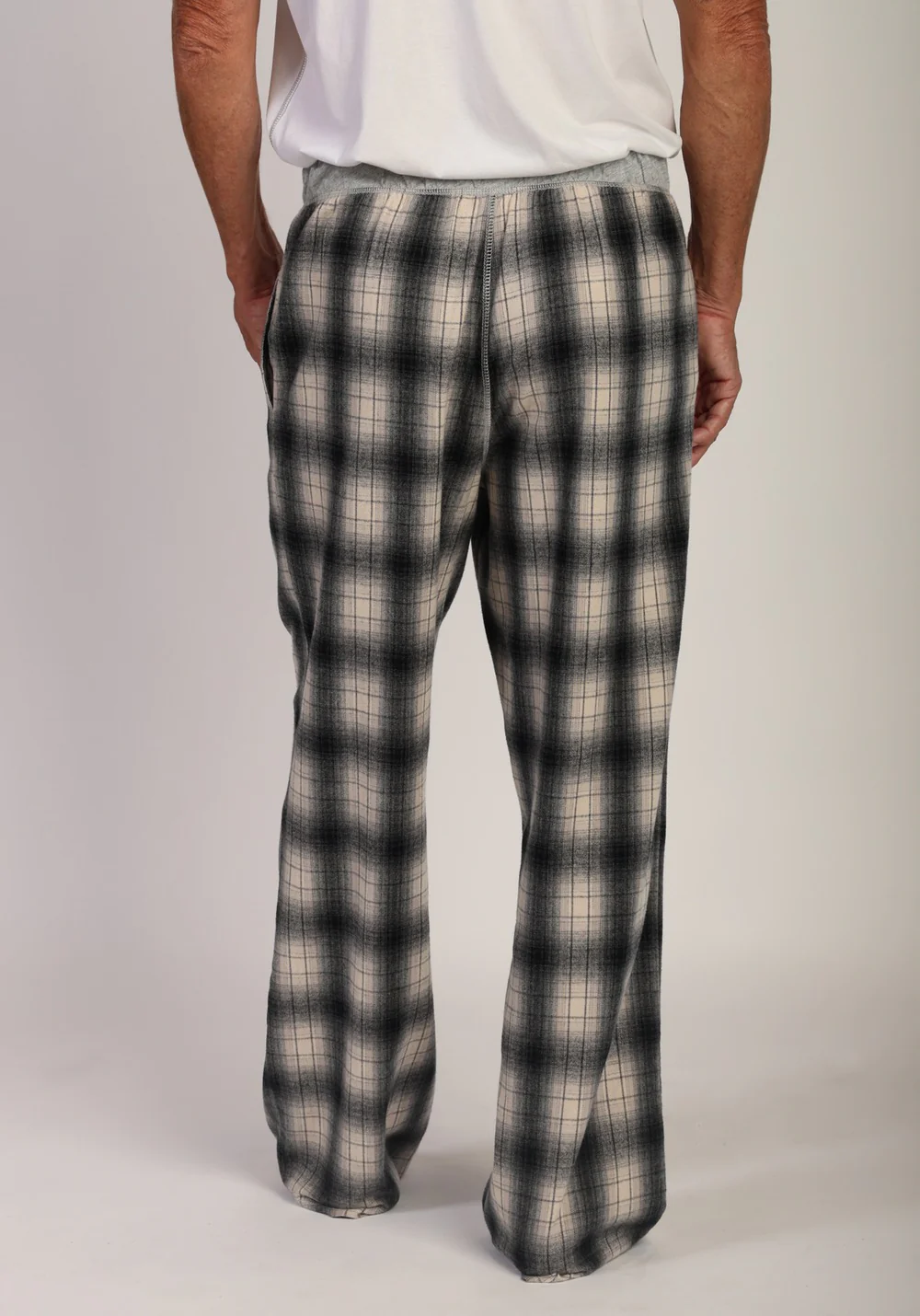 Men's Summit Checks Flannel Pant - Image 2