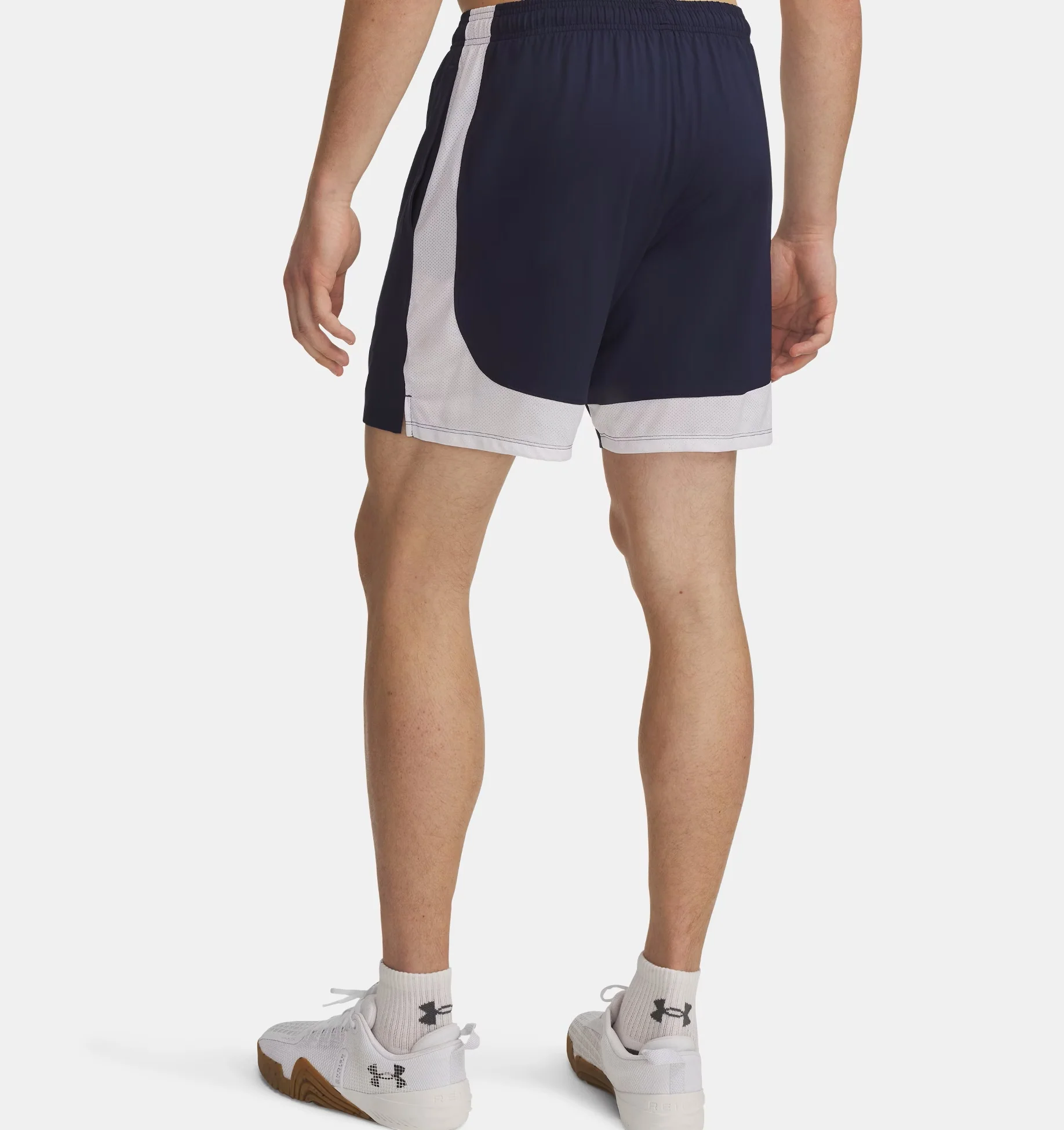 Men's Tech Vent 7" Shorts - Image 3