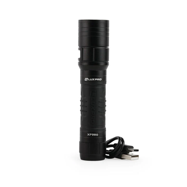 Pro Series 760 Lumen Rechargeable Flashlight - Image 3