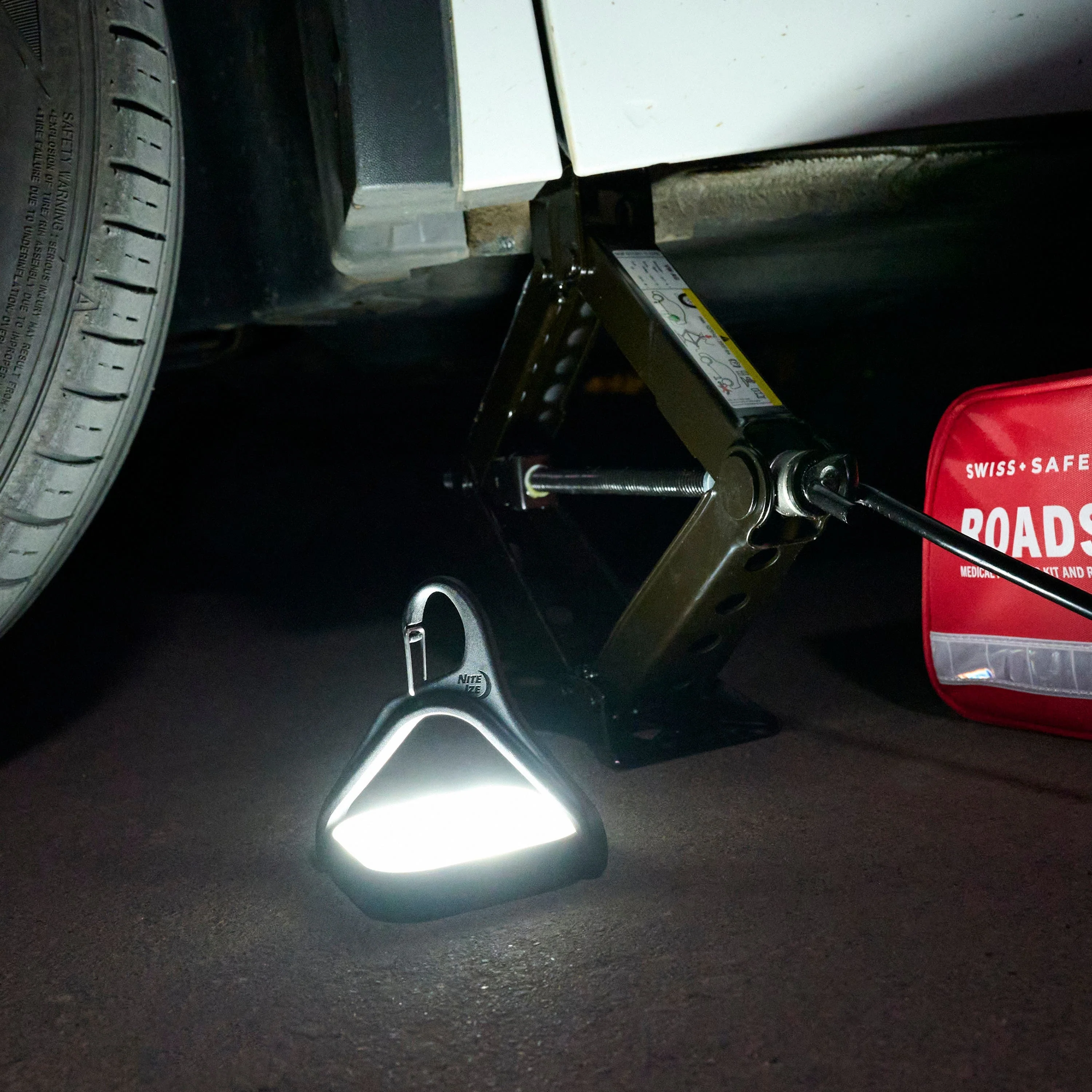 Radiant Revolve Rechargeable & Solar Lantern - Image 6