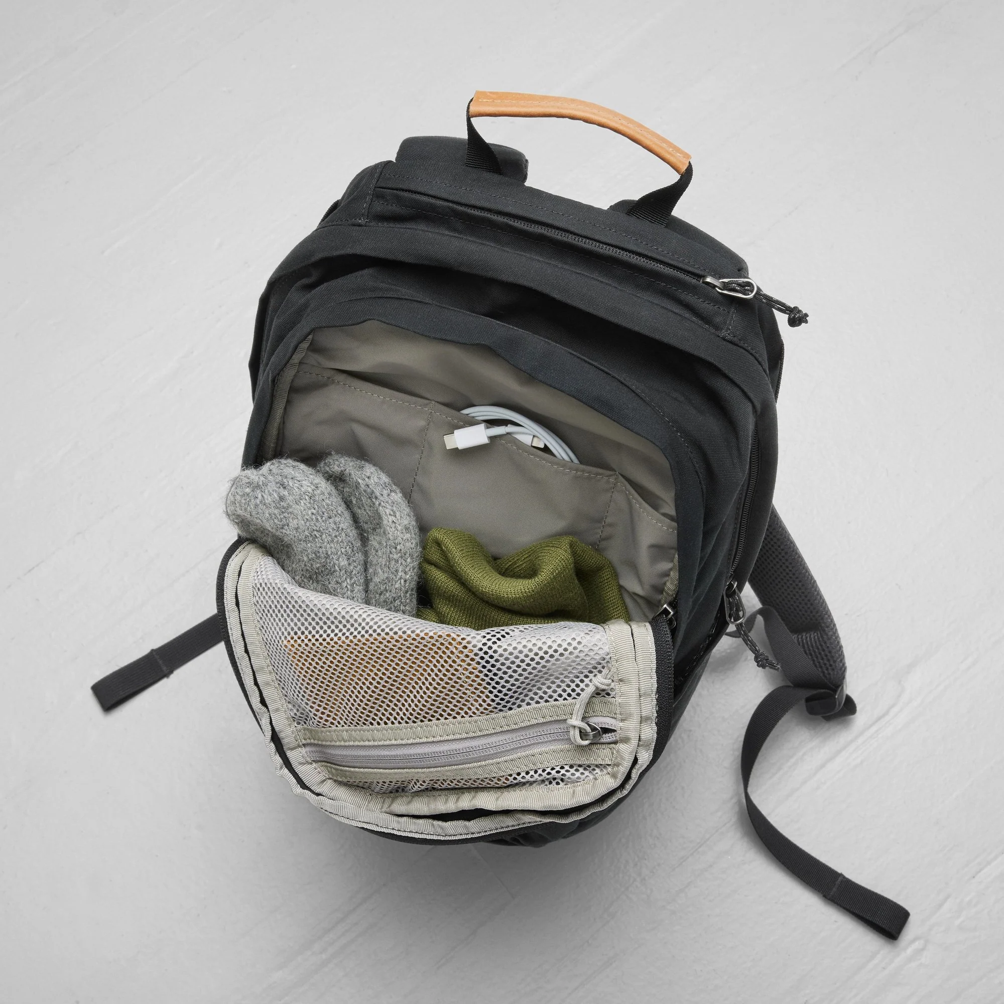 Raven 20 Backpack - Image 4