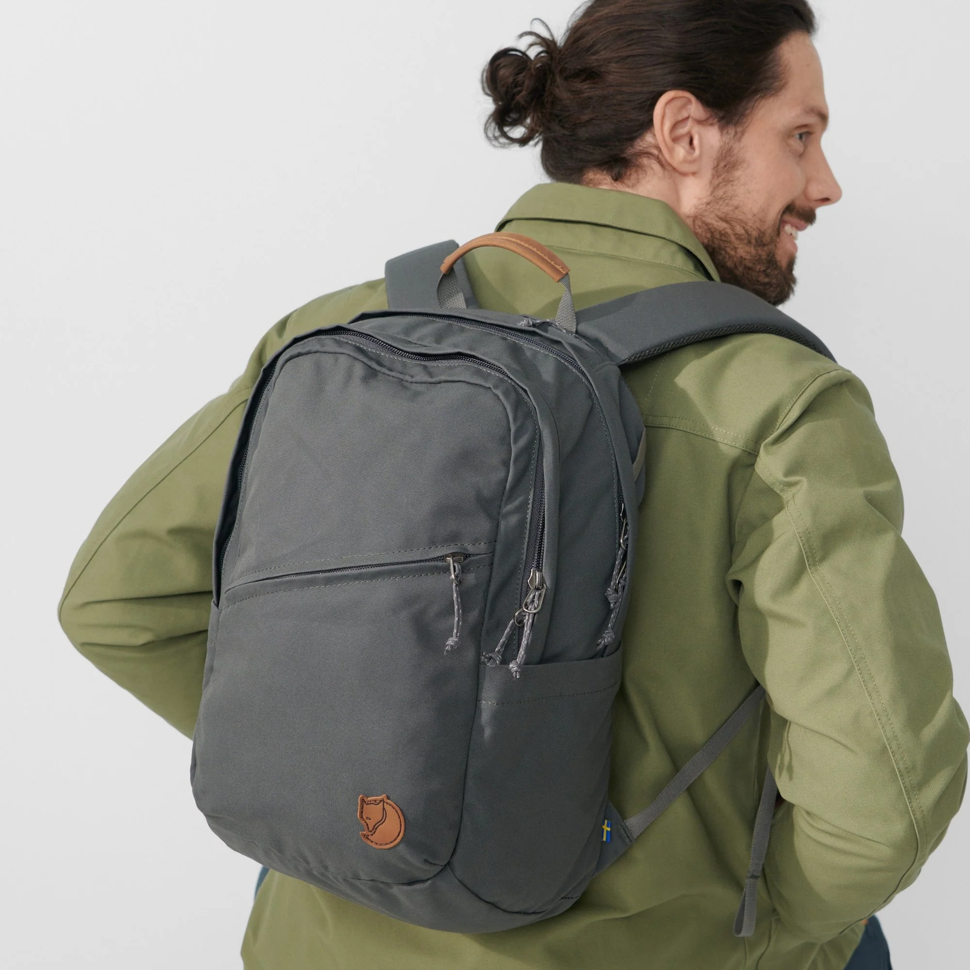 Raven 20 Backpack - Image 6