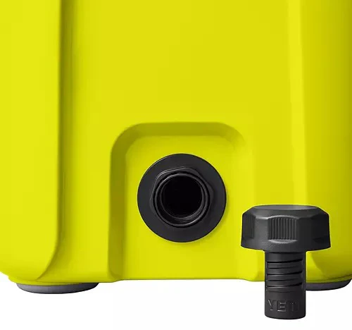 Roadie 15 Hard Cooler - Image 4