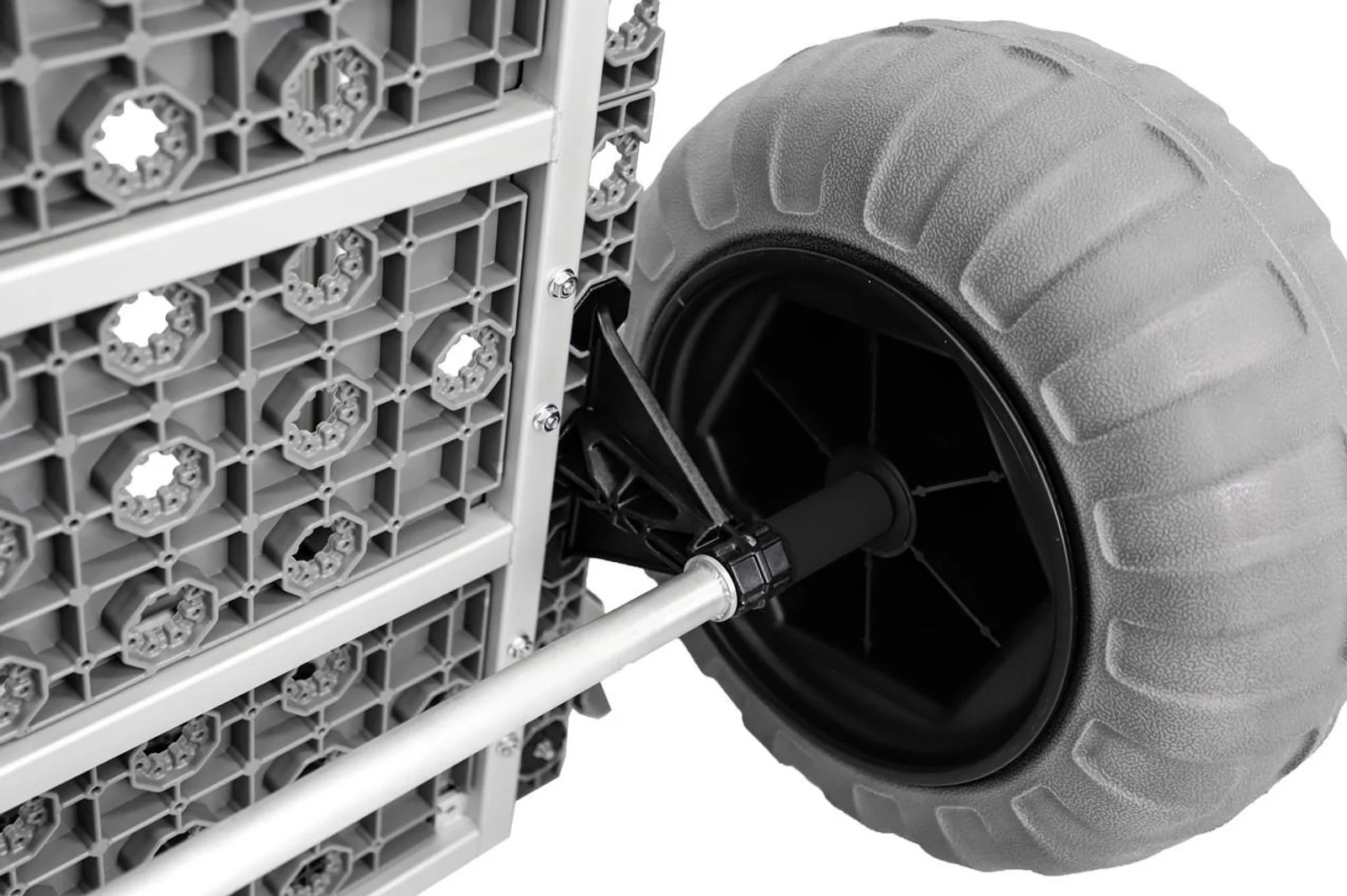SandRig Surf Cart with 16" Balloon Tires - (20" x 36") - Image 8