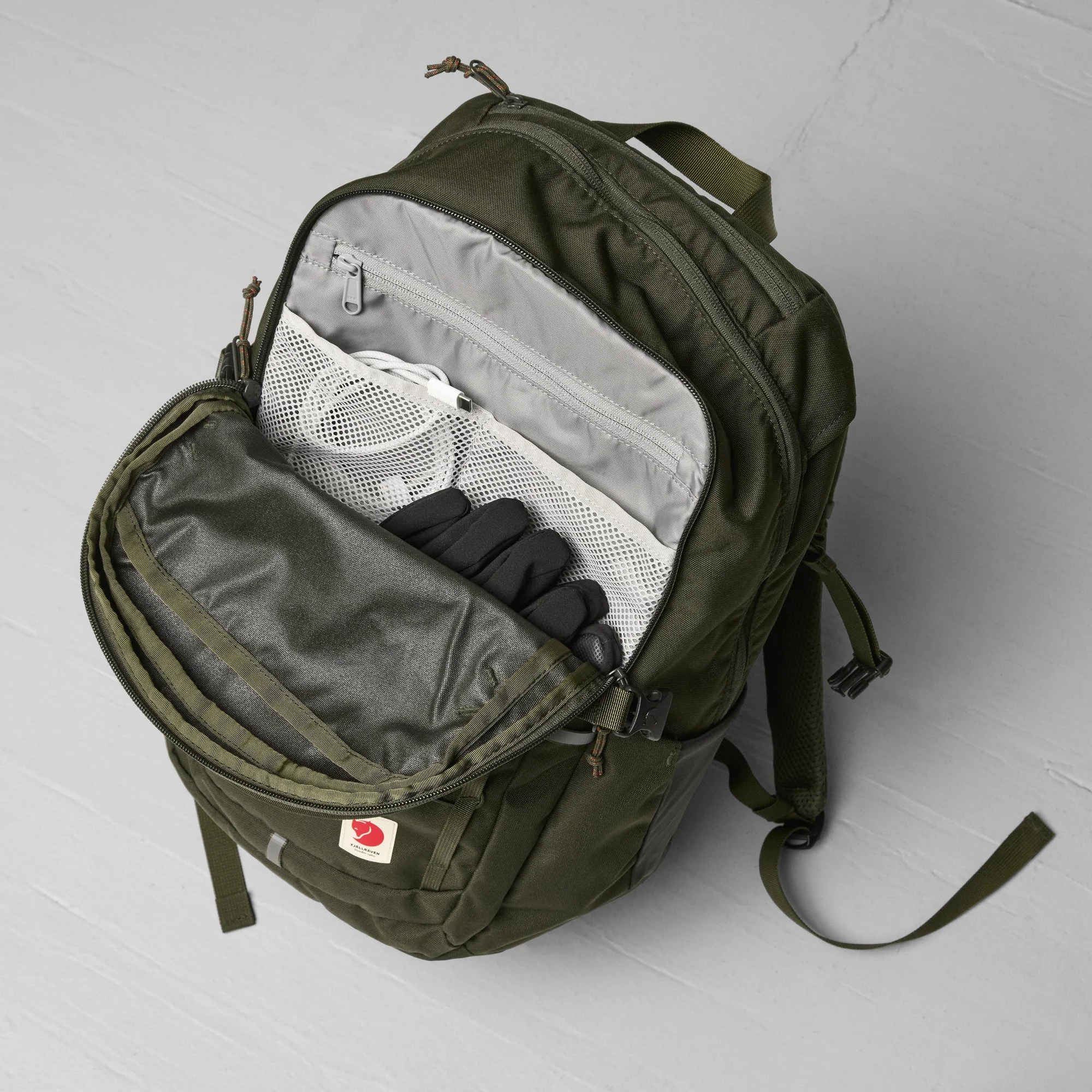 Skule 28 Backpack - Image 5