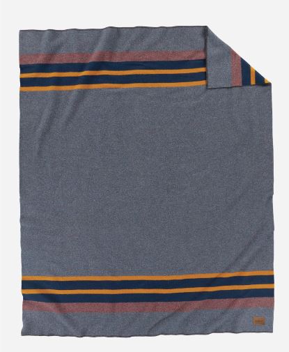 Twin Size Yakima Blanket - Image 2