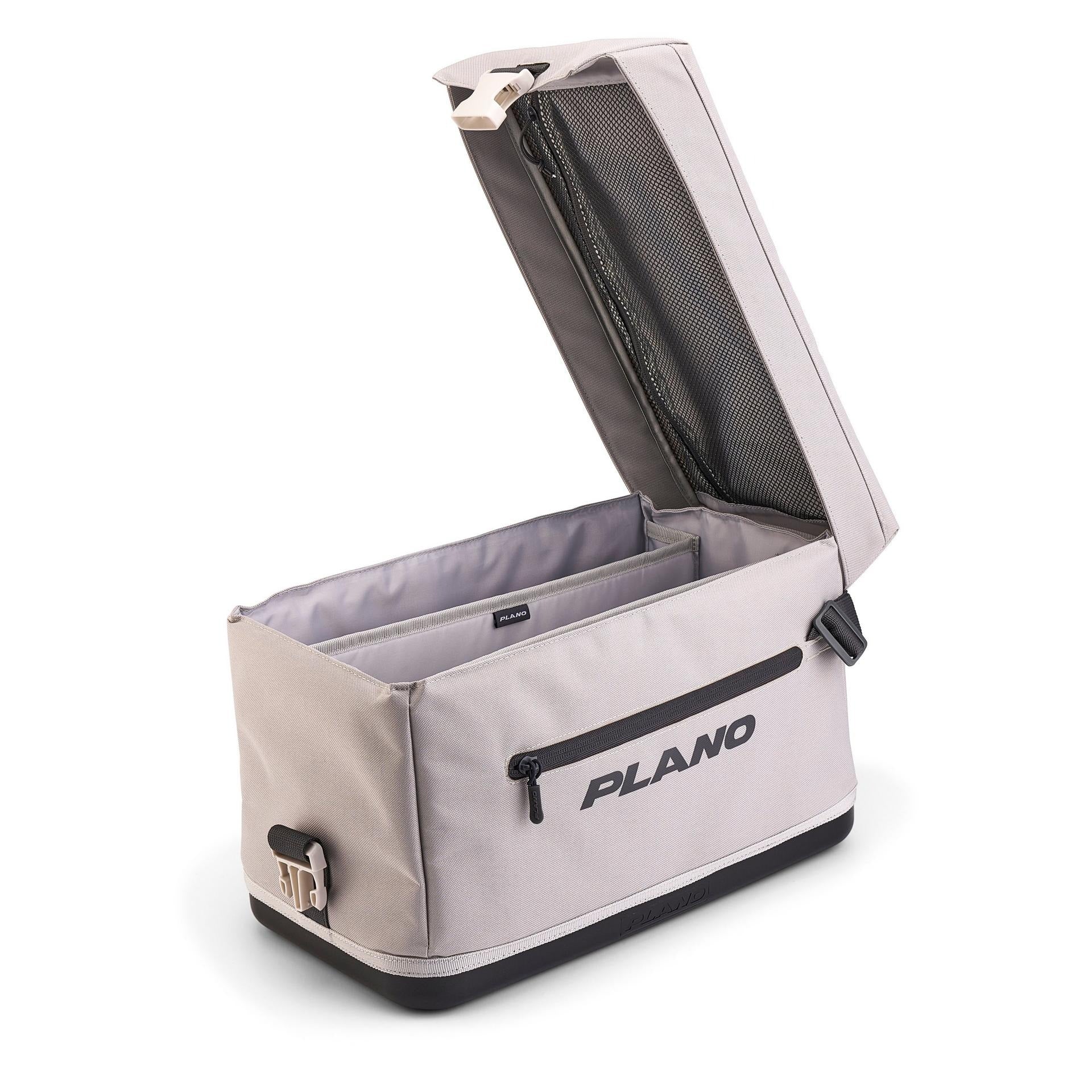 Weekend Series 3700 Softsider Tackle Bag - Image 4