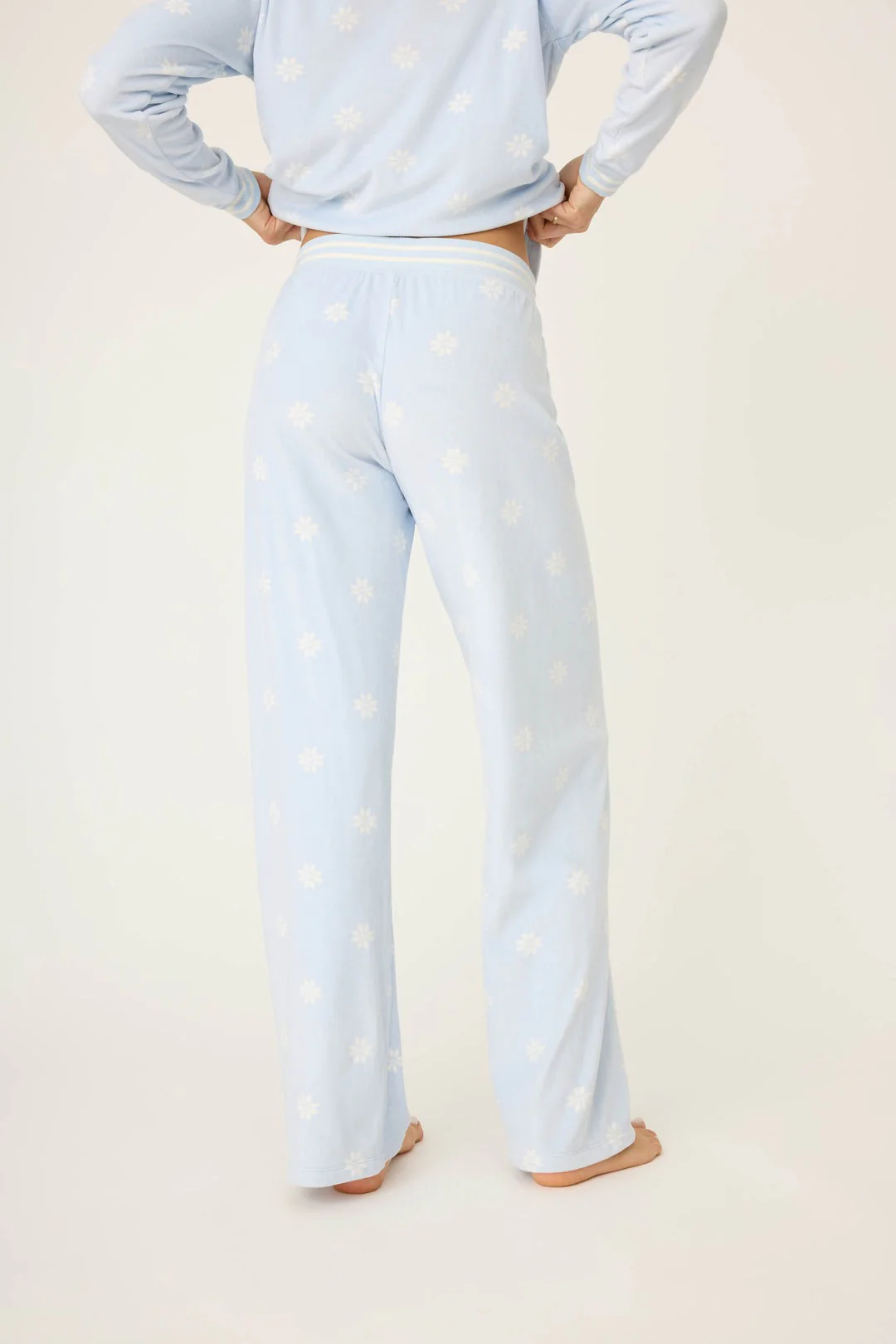 Women's Après All Day Velour Pant - Snowflake - Image 2