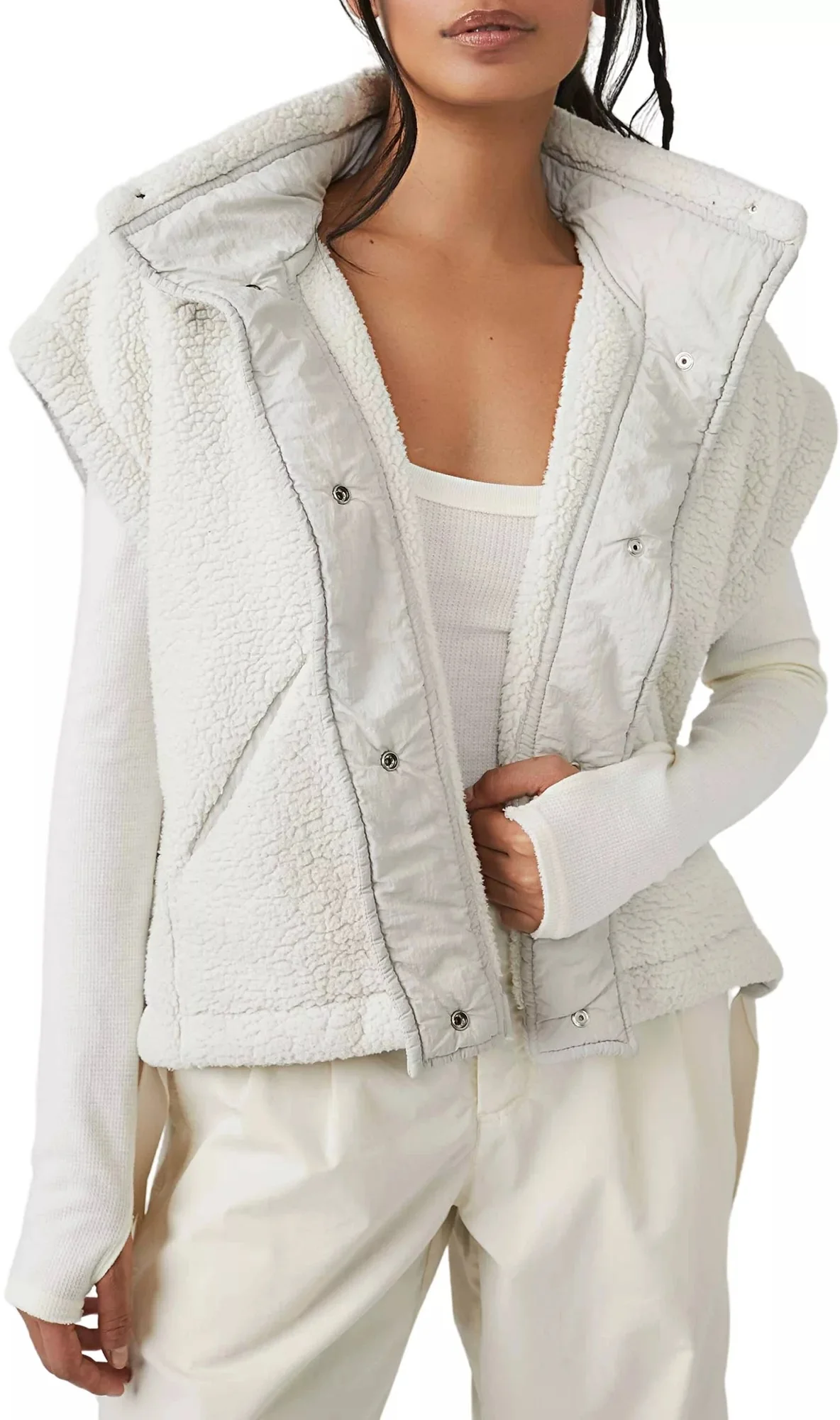 Women's Scout it Out Vest - Image 2